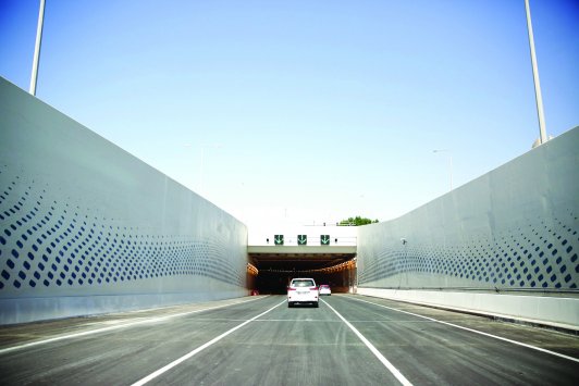 Ashghal opens new tunnel on Lusail Expressway to ease traffic flow to Katara