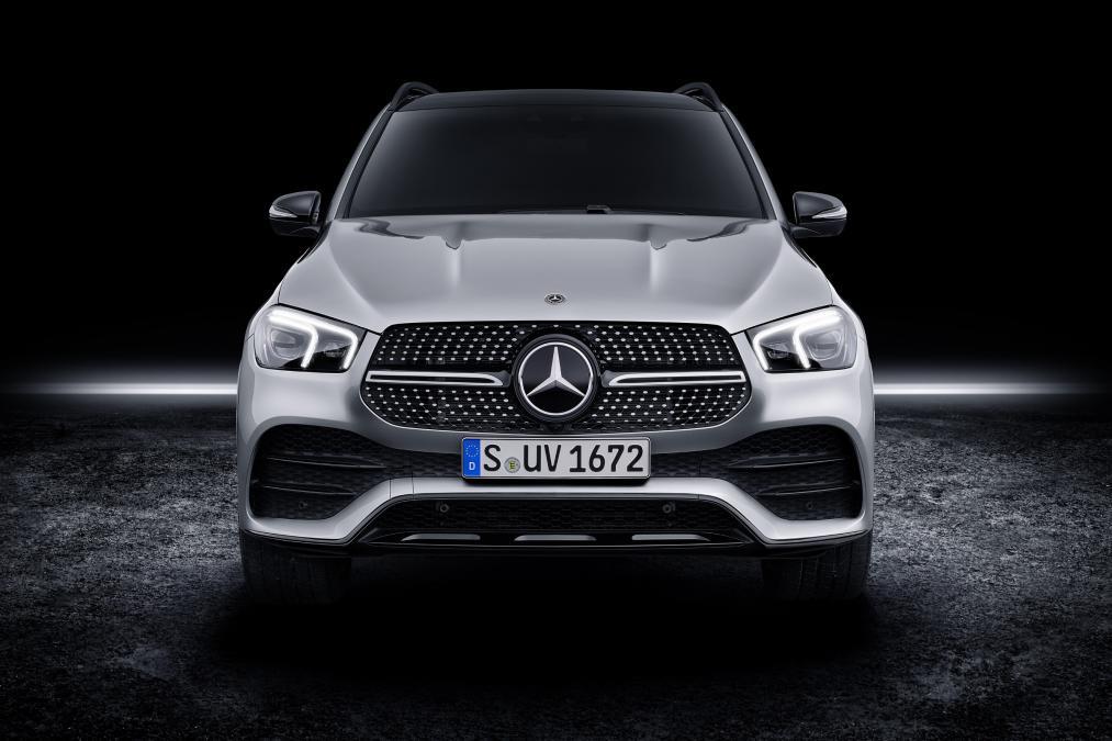 Mercedes unveils the new car “GLE”
