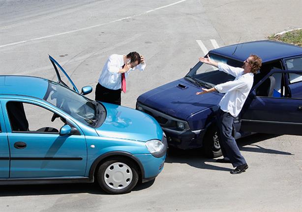 8 خطوات للتصرف بعد التعرض لحادث سيارة