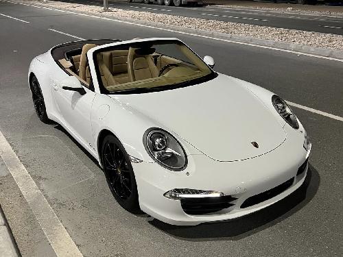 Porsche Careera 
