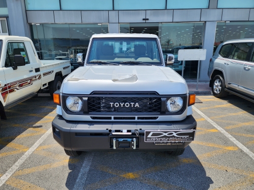 Toyota LX   2024
