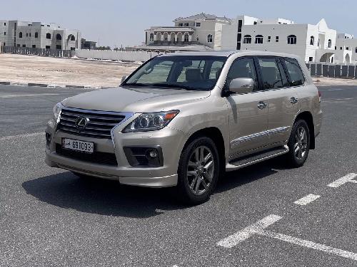 Lexus LX 570 S