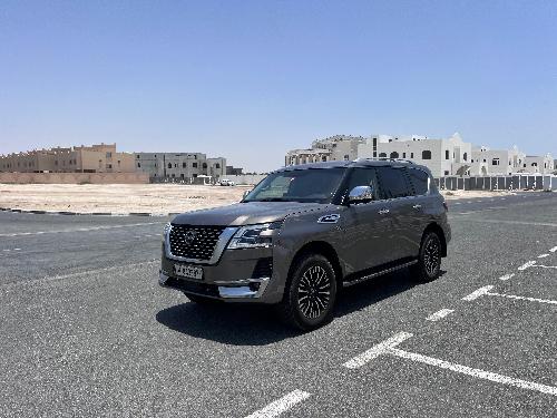 Nissan Patrol  Platinum