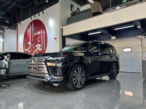 Lexus LX 600... 2023