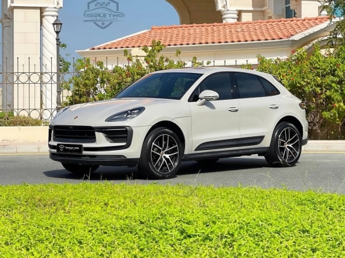 Porsche macan  2022