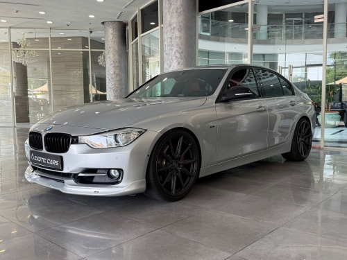 BMW 3-Series 335 i 2014