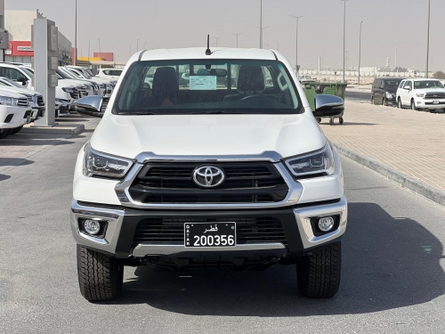 Toyota Hilux  2024