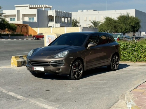 Porsche Cayenne S  2012