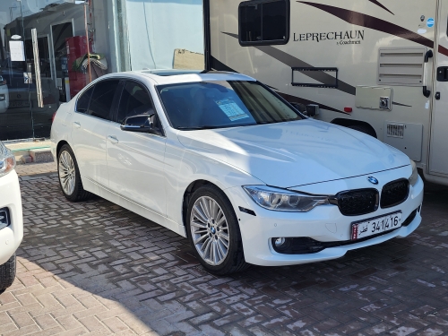 BMW 3-Series 318 i 2013