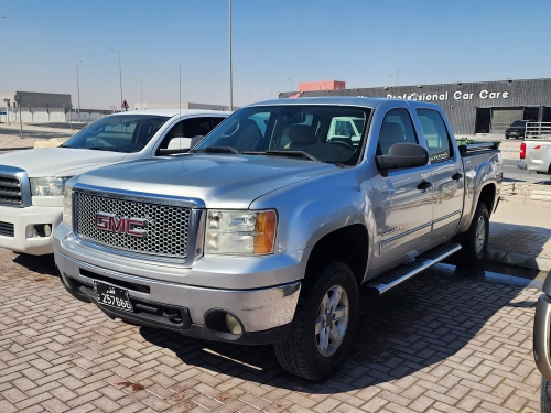 GMC Sierra  2010