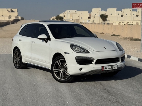 Porsche Cayenne S  2012